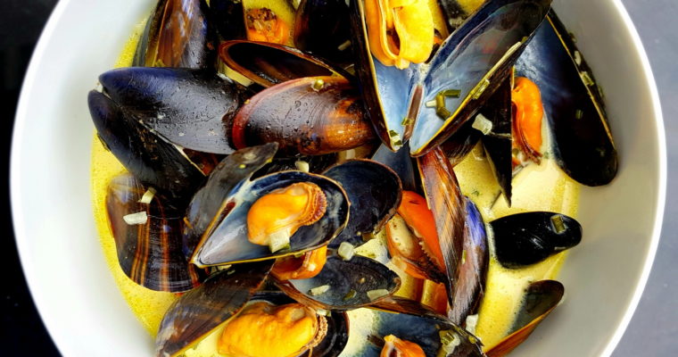 Classic Mussels with Cream